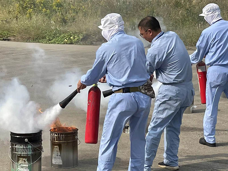 滅火器使用訓練
